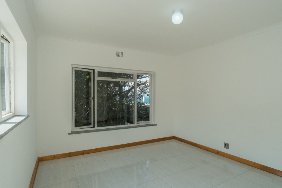 5 Bedroom Property for Sale in Simons Town Western Cape